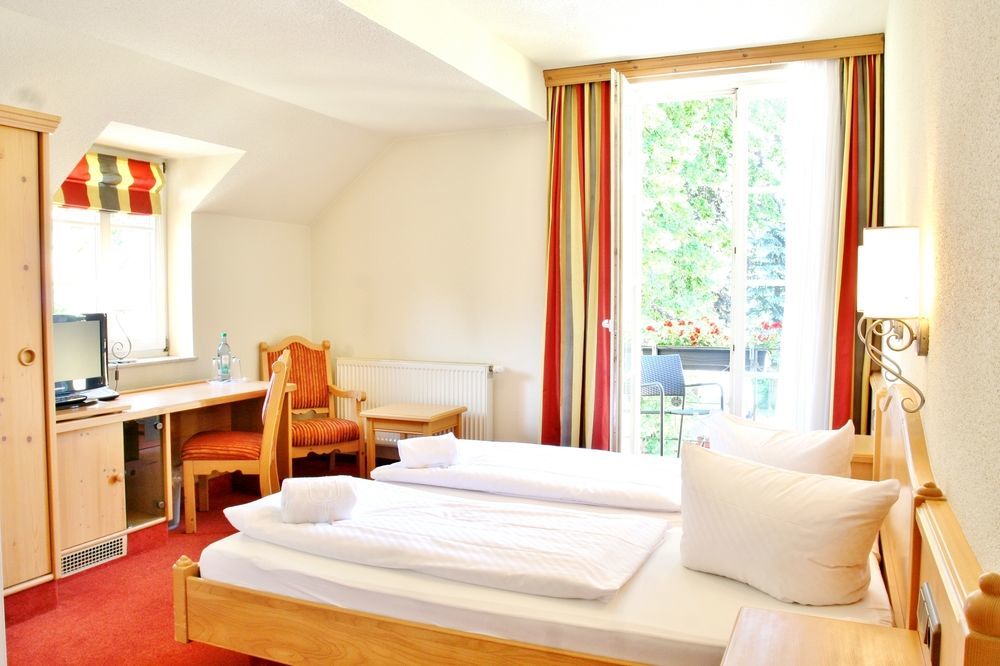 Hotel Alttolkewitzer Hof Dresde Exterior foto
