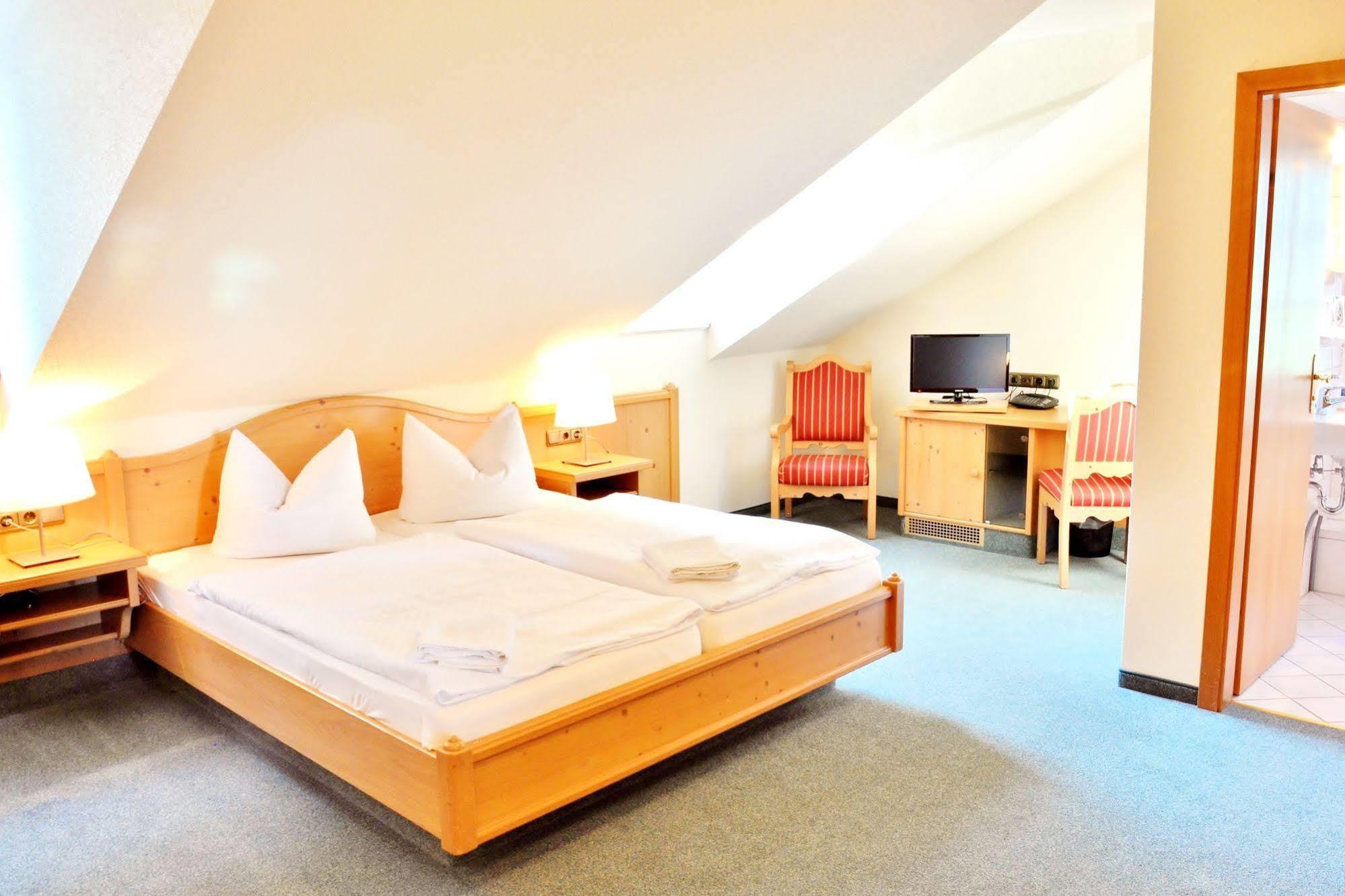 Hotel Alttolkewitzer Hof Dresde Exterior foto